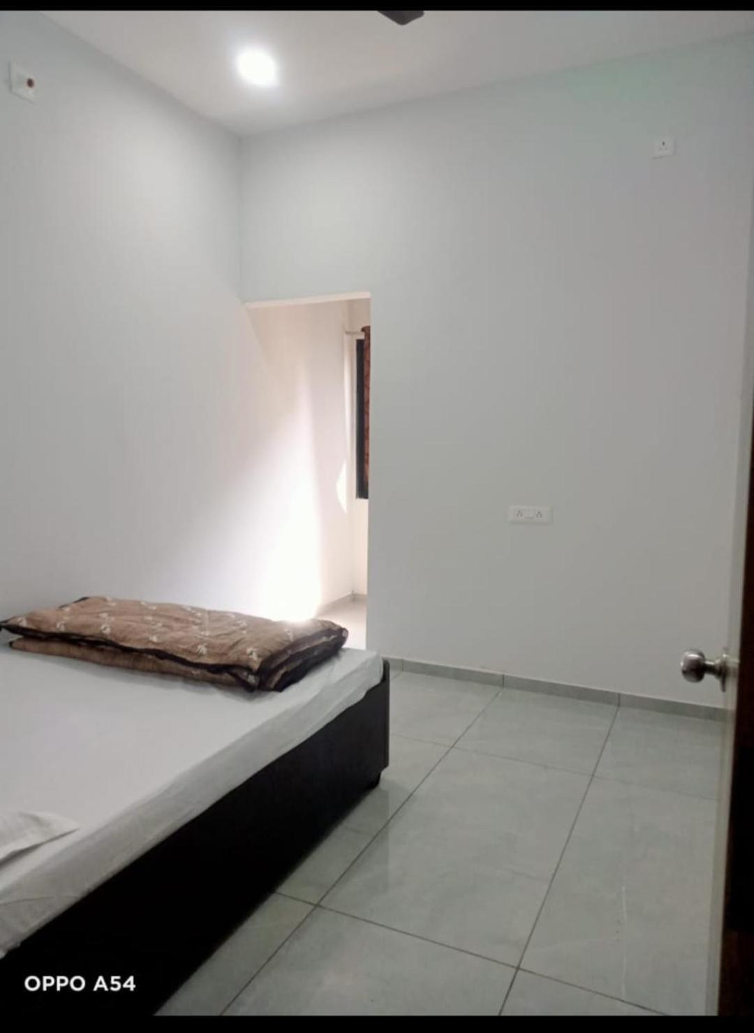 Jai Swaminarayan Delux Homestay Garudeshwar Exterior photo